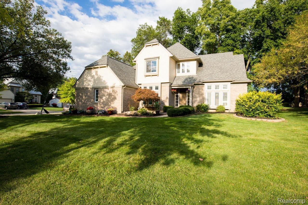 39860 Squire Road Novi, MI 48375 - Photo 4 of 64 17.jpg