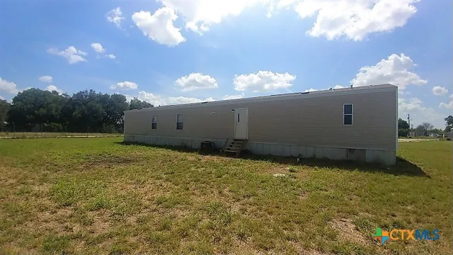 $1,225 | 3701 Aux Airport Road, Seguin, TX 78155