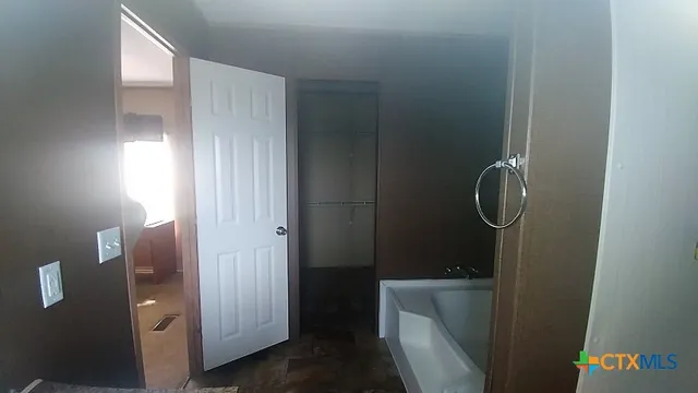 $1,225 | 3701 Aux Airport Road, Seguin, TX 78155