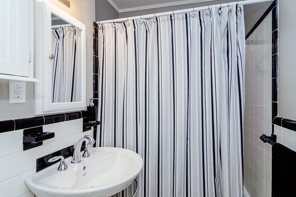 128 Beaconsfield Road, Unit 6 Brookline, MA 02445 - Photo 12 of 15 Gallery Image 12