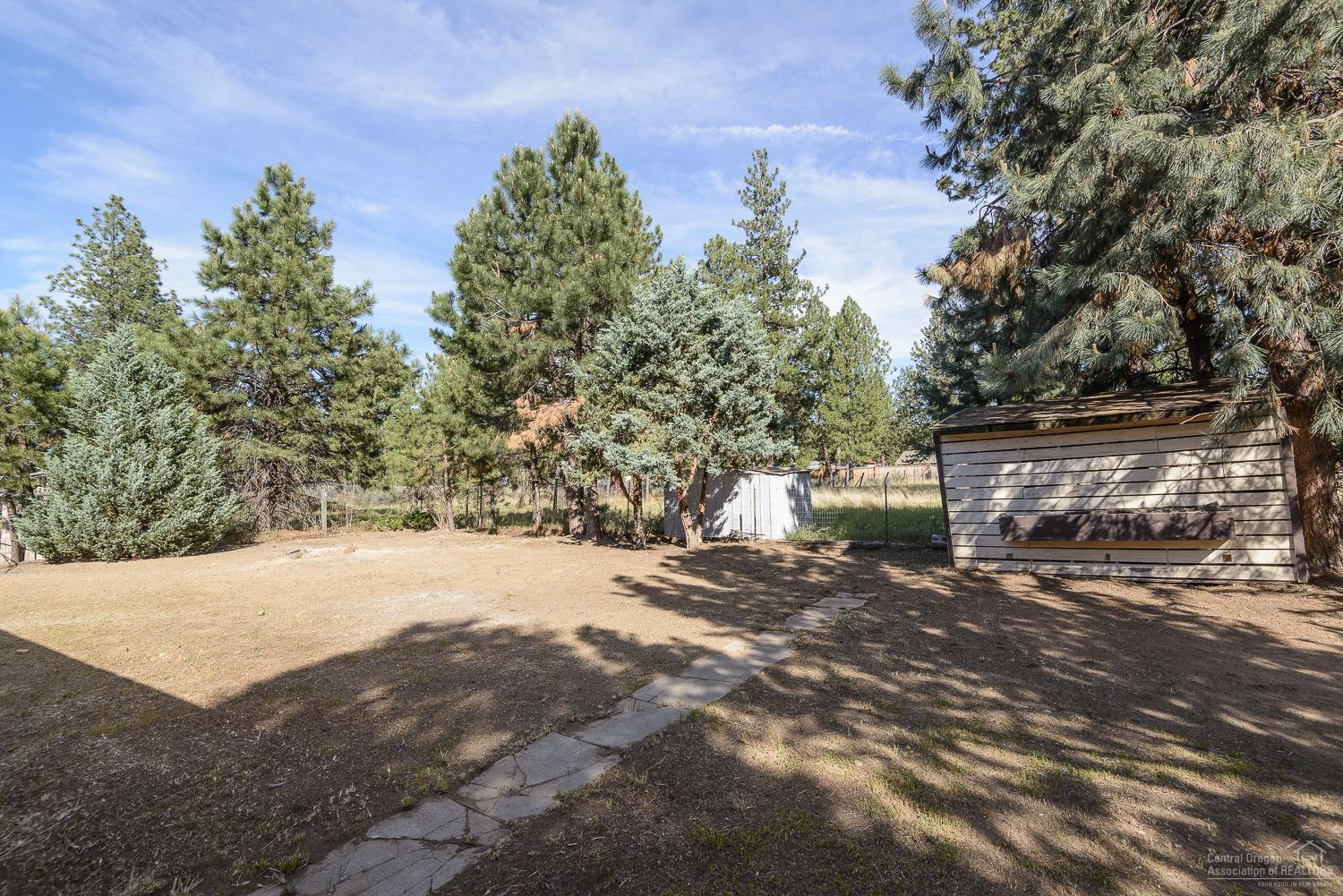19559 Apache Road Bend, OR 97702 - Photo 20 of 24 Additional Photo