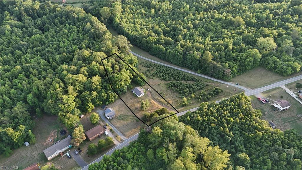 554 Brooks Road Reidsville, NC 27320 - Photo 5 of 14