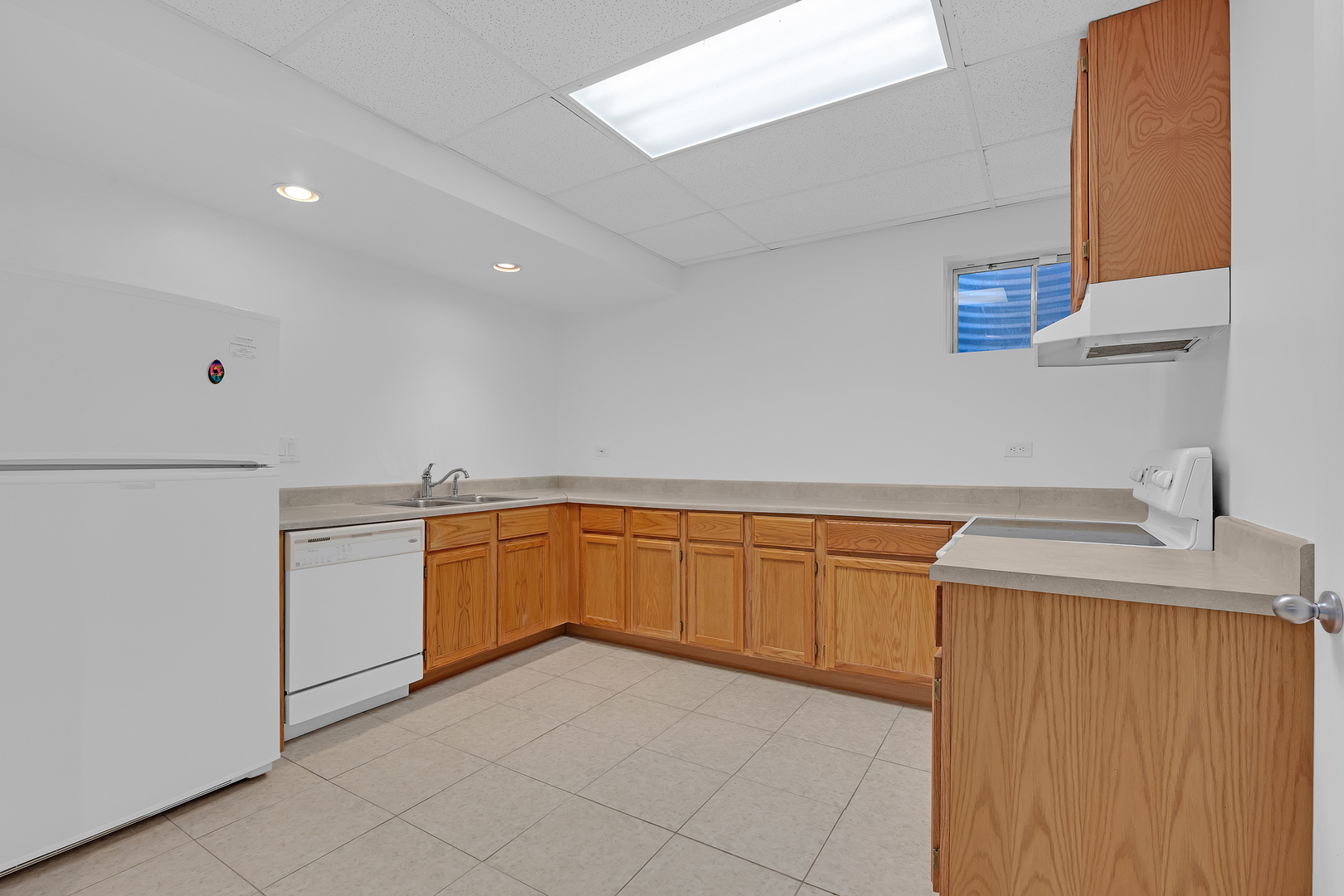 427 Natoma Avenue Addison, IL 60101 - Photo 21 of 27