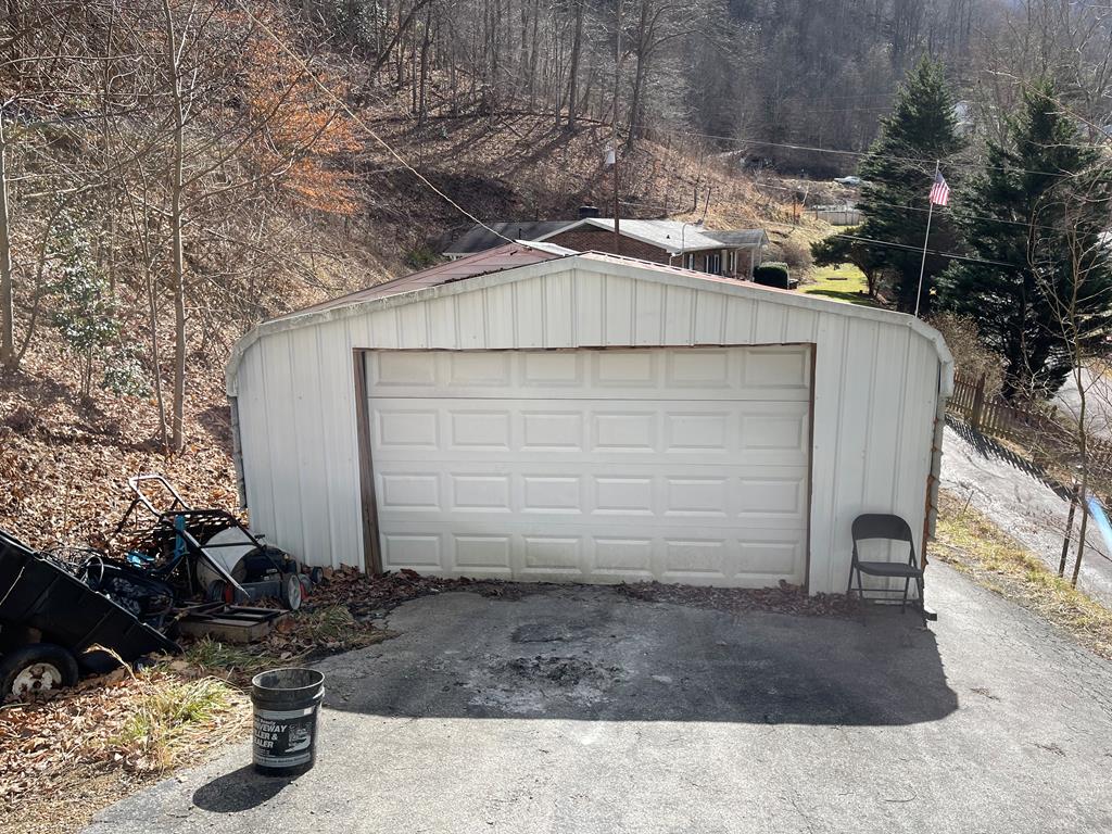 1815 Combs Rdg Road Honaker, VA 24260 - Photo 32 of 57 Gallery Image 32