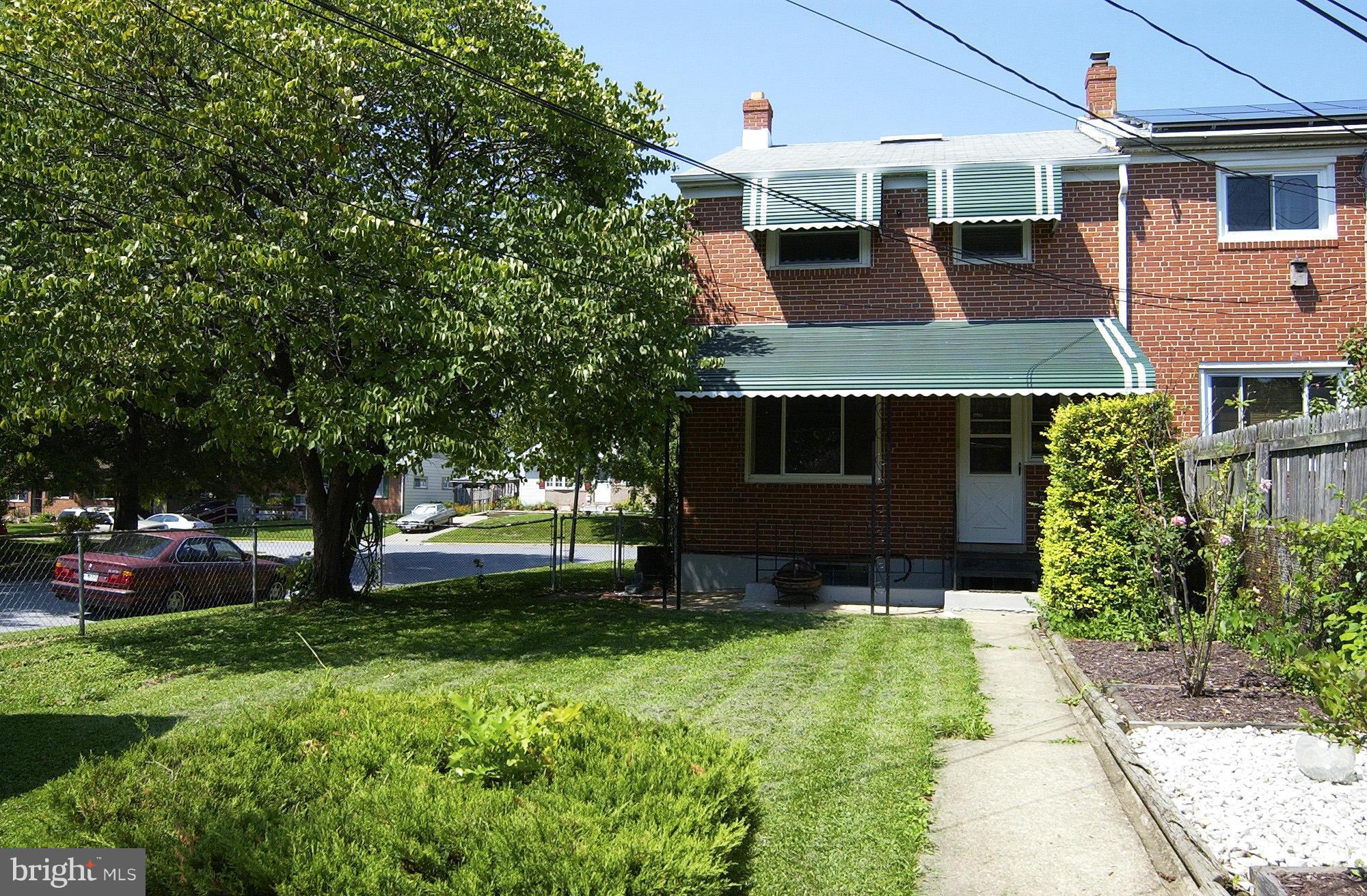 901 Southridge Road Baltimore, MD 21228 - Photo 5 of 21 Exterior (Rear)