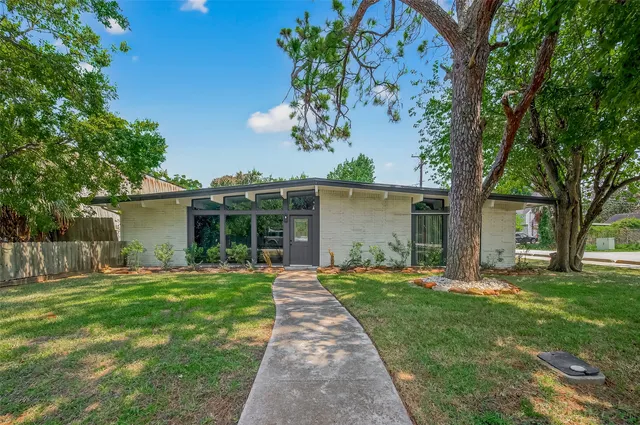 $260,000 | 4831 Donald Street, Seabrook, TX 77586