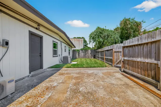 $255,000 | 4831 Donald Street, Seabrook, TX 77586