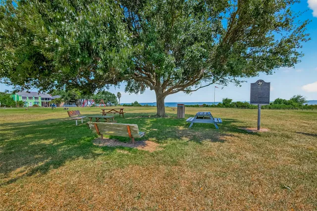 $255,000 | 4831 Donald Street, Seabrook, TX 77586