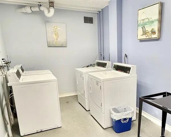 $324,999 | 1600 South Ocean Drive, Unit 7B, Hollywood, FL 33019