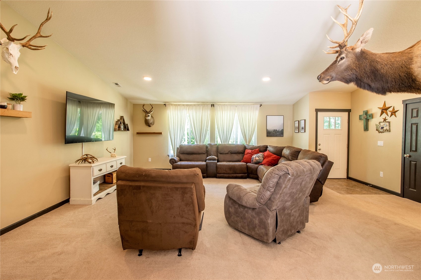 215 Clark Road Onalaska, WA 98570 - Photo 13 of 33 Gallery Image 13