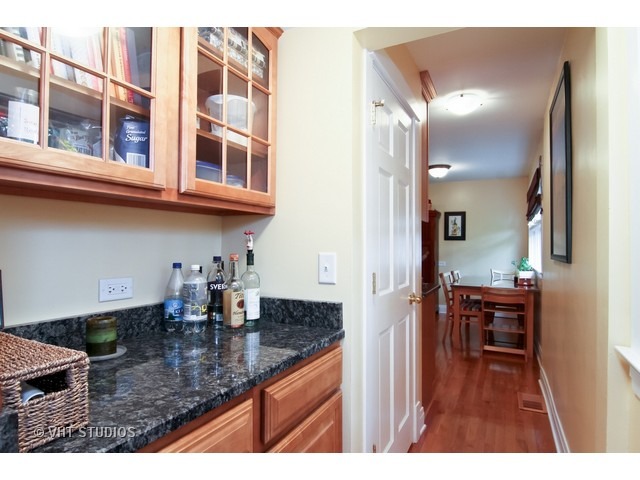 4701 Cumnor Road Downers Grove, IL 60515 - Photo 5 of 15
