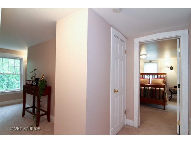4701 Cumnor Road Downers Grove, IL 60515 - Photo 8 of 15