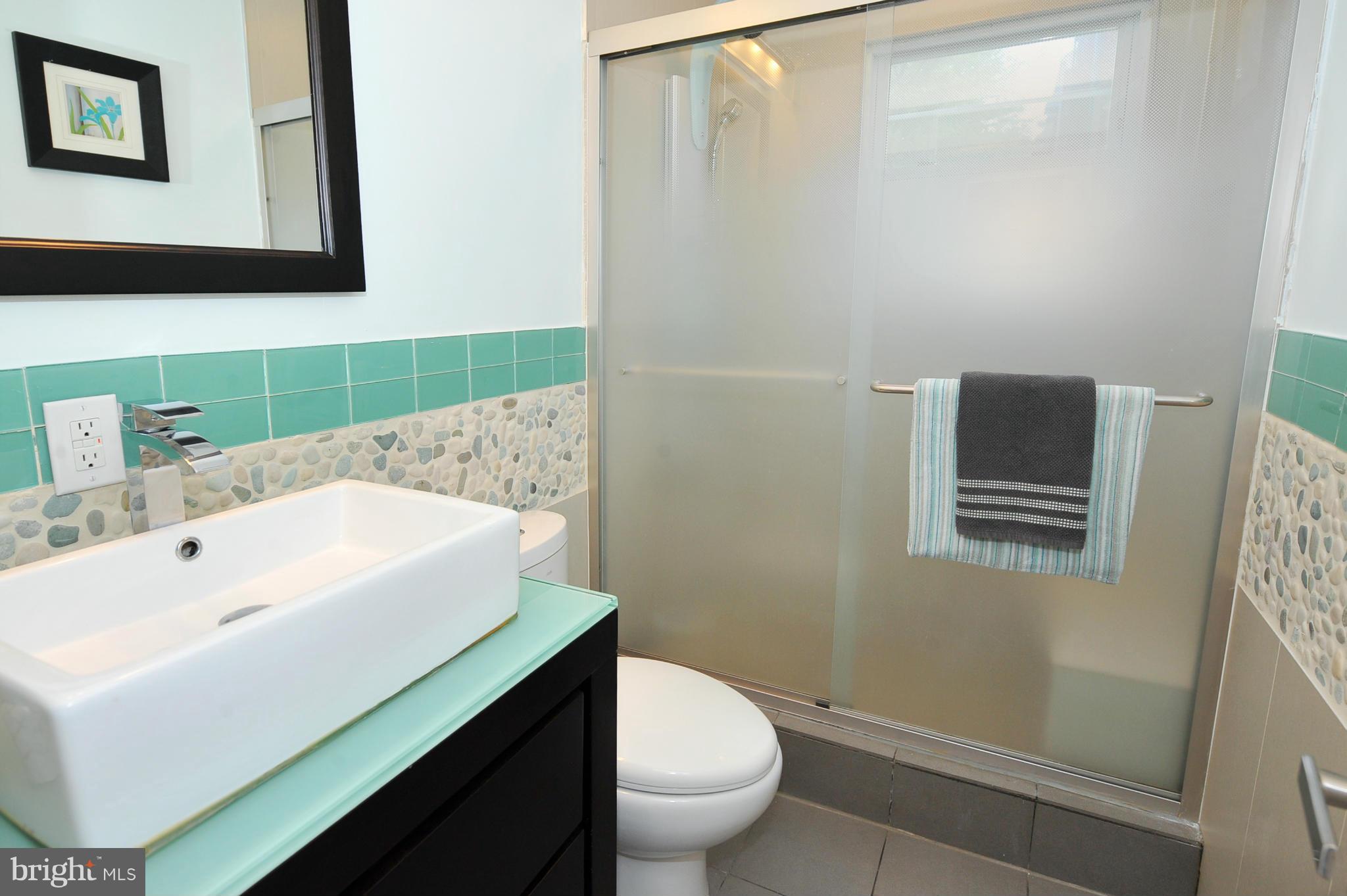 5602 Greenleaf Road Cheverly, MD 20743 - Photo 12 of 30 Bath