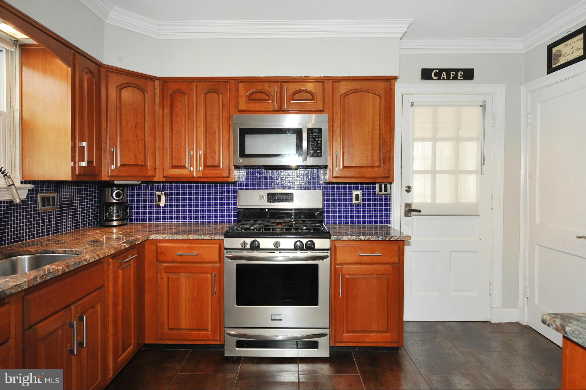 5602 Greenleaf Road Cheverly, MD 20743 - Photo 3 of 30 Kitchen