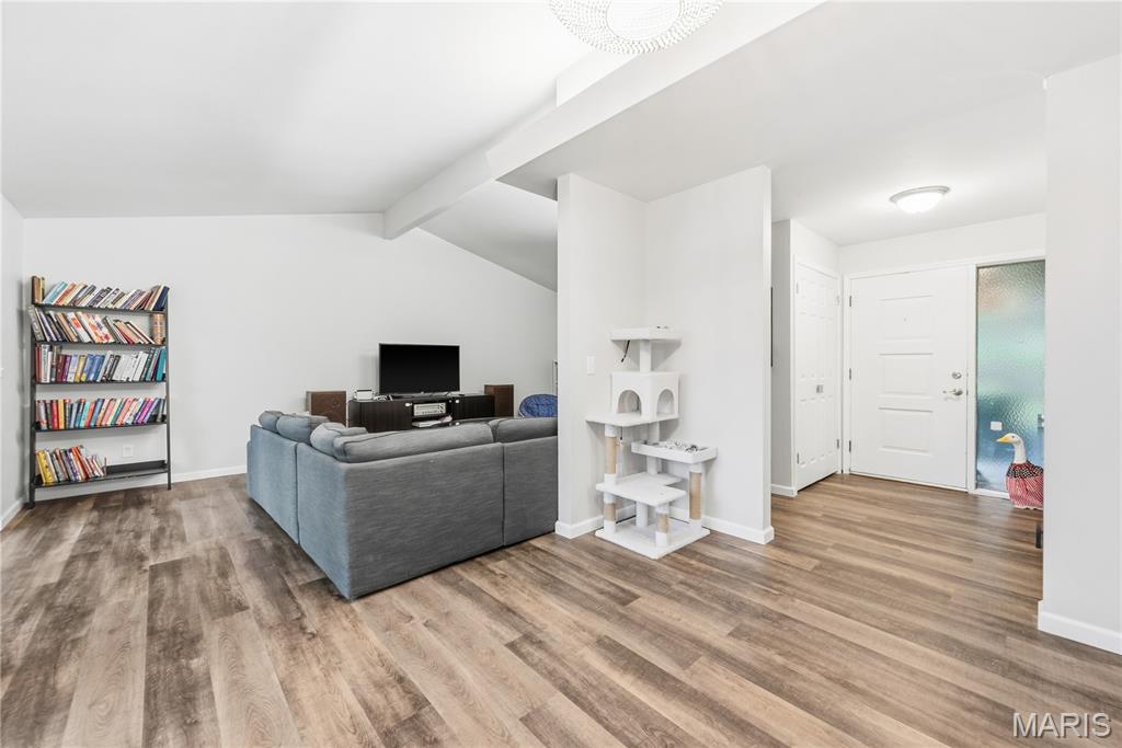 12532 Fee Fee Road St. Louis, MO 63146 - Photo 17 of 56 Gallery Image 17