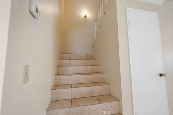 $2,800 | 22855 Vanowen Street, Unit 2, West Hills, CA 91307