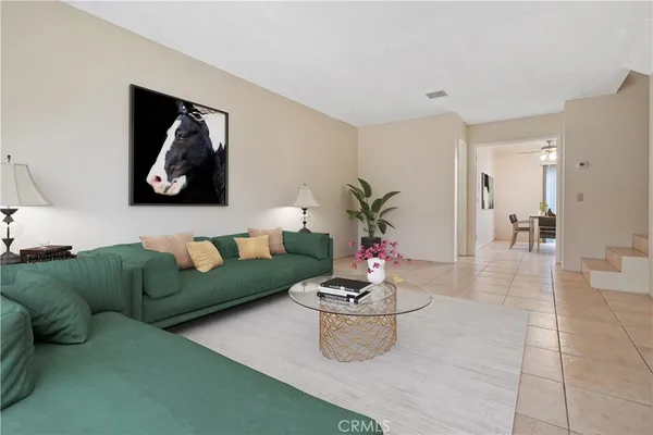 $2,800 | 22855 Vanowen Street, Unit 2, West Hills, CA 91307