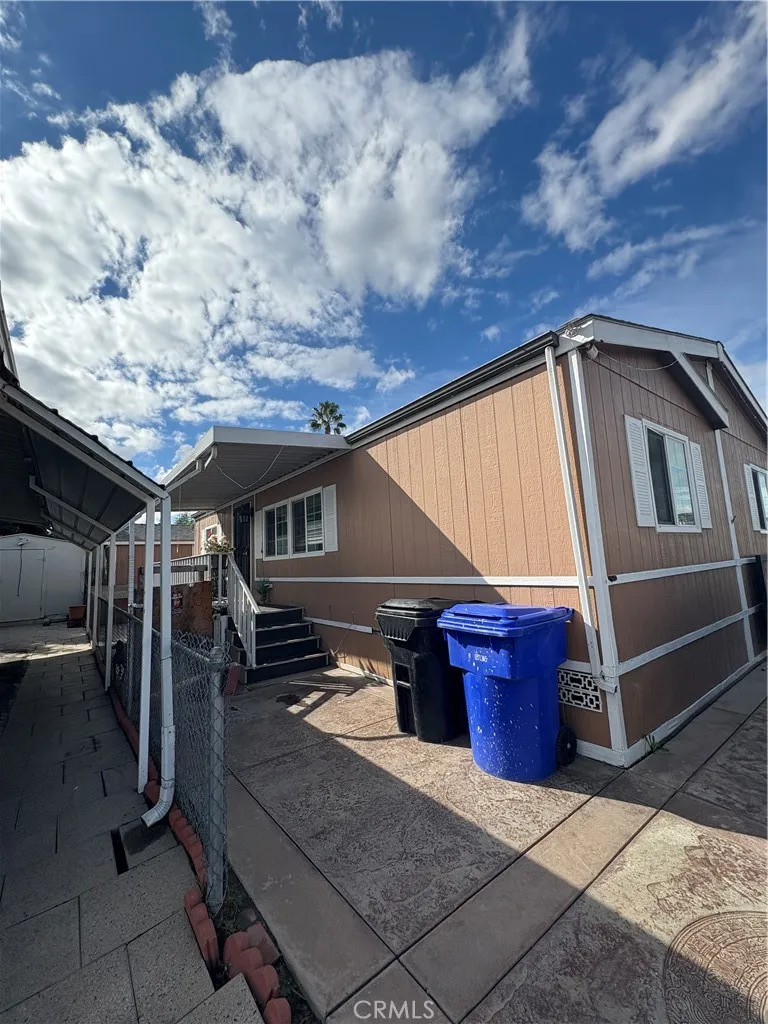 3825 Crestmore Road, Unit 414 Riverside, CA 92501 - Photo 3 of 24