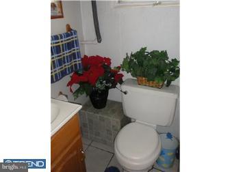 12406 Barbary Road Philadelphia, PA 19154 - Photo 8 of 12 Bathroom