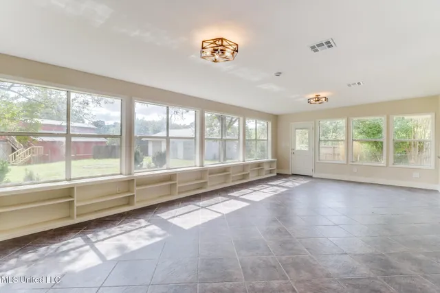 $418,000 | 256 Harry Sones Road, Carriere, MS 39426