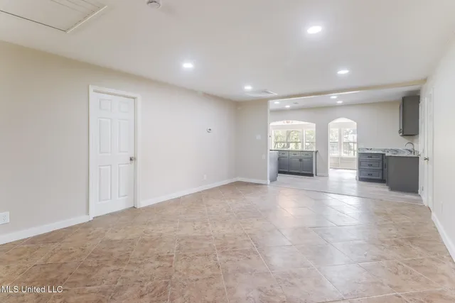 $418,000 | 256 Harry Sones Road, Carriere, MS 39426