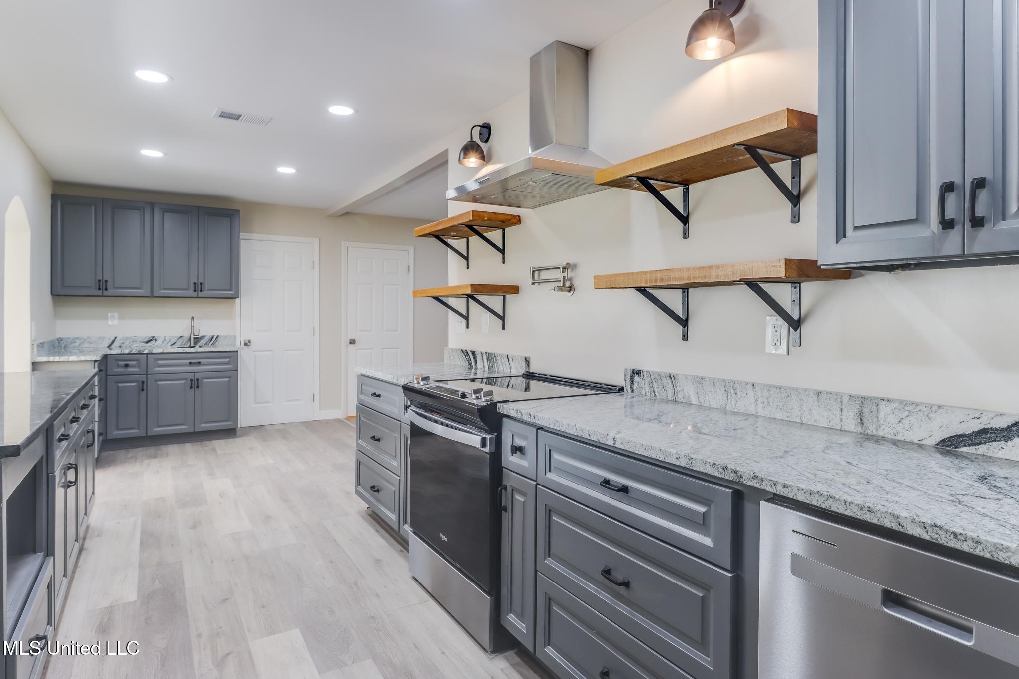 256 Harry Sones Road Carriere, MS 39426 - Photo 10 of 41 IMG_0454