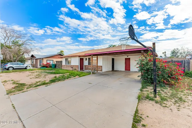 $350,000 | 139 West Hillside Street, Mesa, AZ 85201
