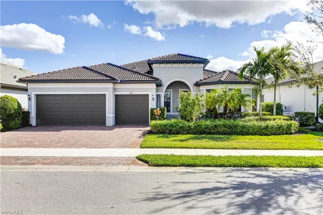 $9,995 | 7611 Winding Cypress Drive, Naples, FL 34114