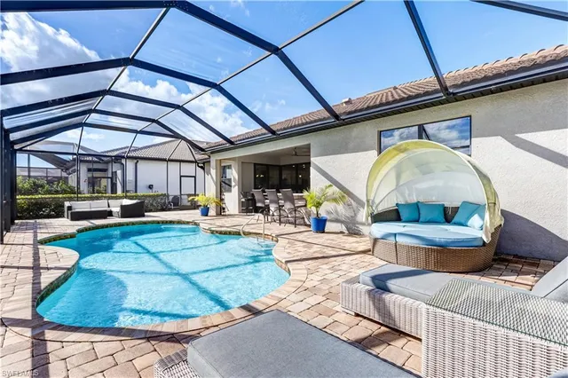 $9,995 | 7611 Winding Cypress Drive, Naples, FL 34114