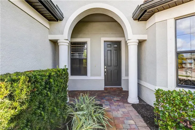 $9,995 | 7611 Winding Cypress Drive, Naples, FL 34114