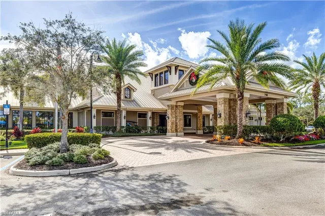 $9,995 | 7611 Winding Cypress Drive, Naples, FL 34114