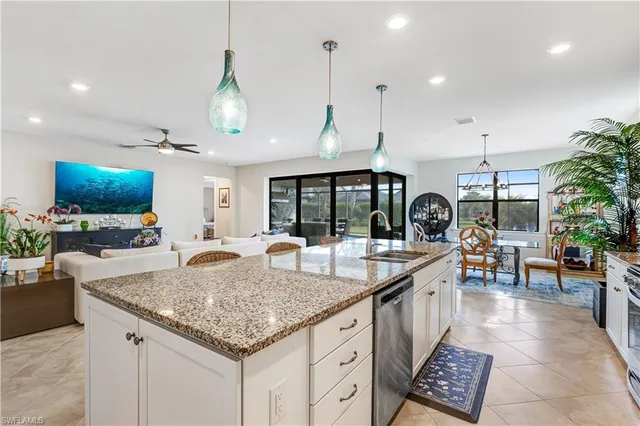 $9,995 | 7611 Winding Cypress Drive, Naples, FL 34114