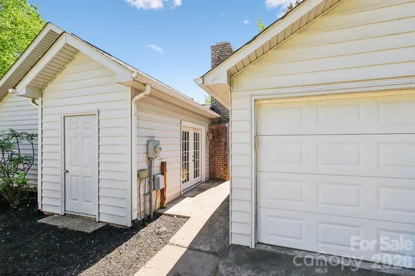 $340,000 | 15032 Catawba Circle South, Matthews, NC 28104