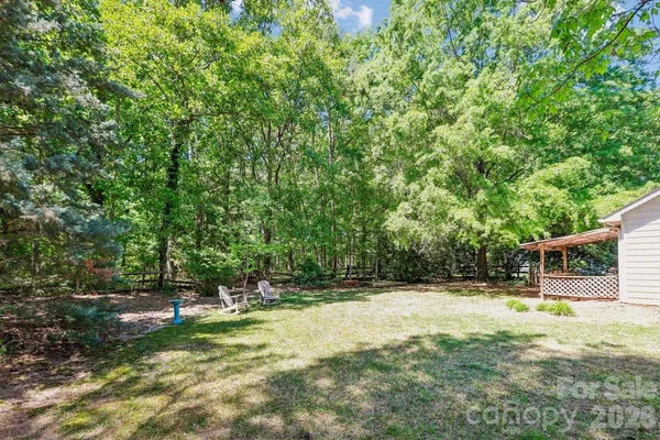 $340,000 | 15032 Catawba Circle South, Matthews, NC 28104
