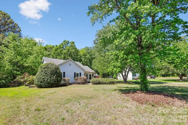$340,000 | 15032 Catawba Circle South, Matthews, NC 28104