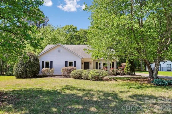 $340,000 | 15032 Catawba Circle South, Matthews, NC 28104