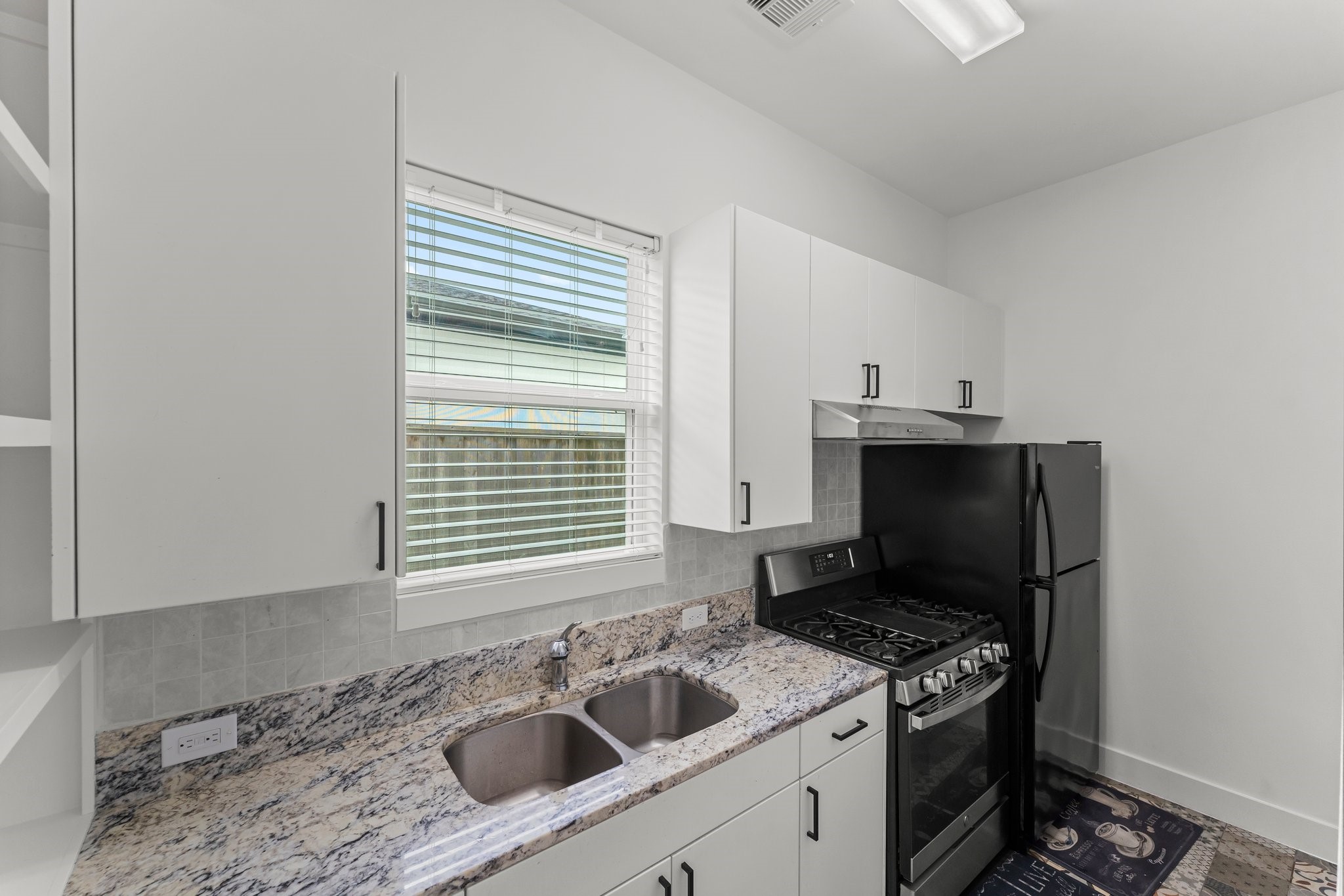 7407 Sawgrass Terrace Spring, TX 77389 - Photo 14 of 46 Prep Kitchen (Scullery)