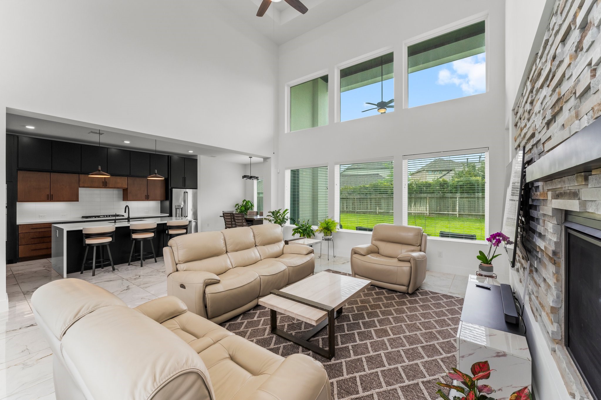 7407 Sawgrass Terrace Spring, TX 77389 - Photo 18 of 46 Living Room