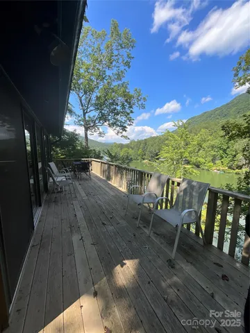 $799,000 | 222 West Lake Drive North, Lake Lure, NC 28746