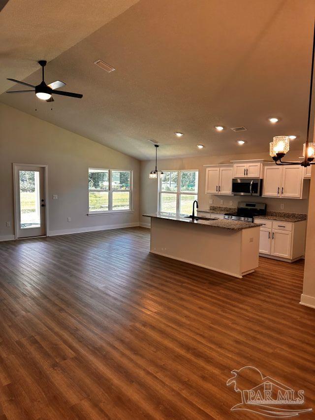 905 Rustling Pnes Road, Unit 1C Cantonment, FL 32533 - Photo 8 of 12 Gallery Image 8