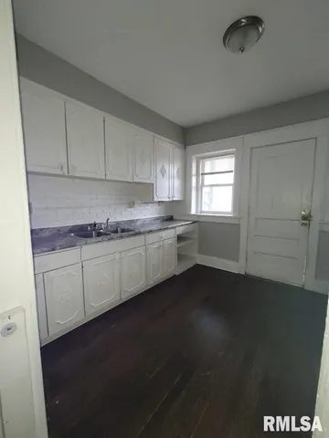 $375,000 | 805 West 2nd Street, Davenport, IA 52802