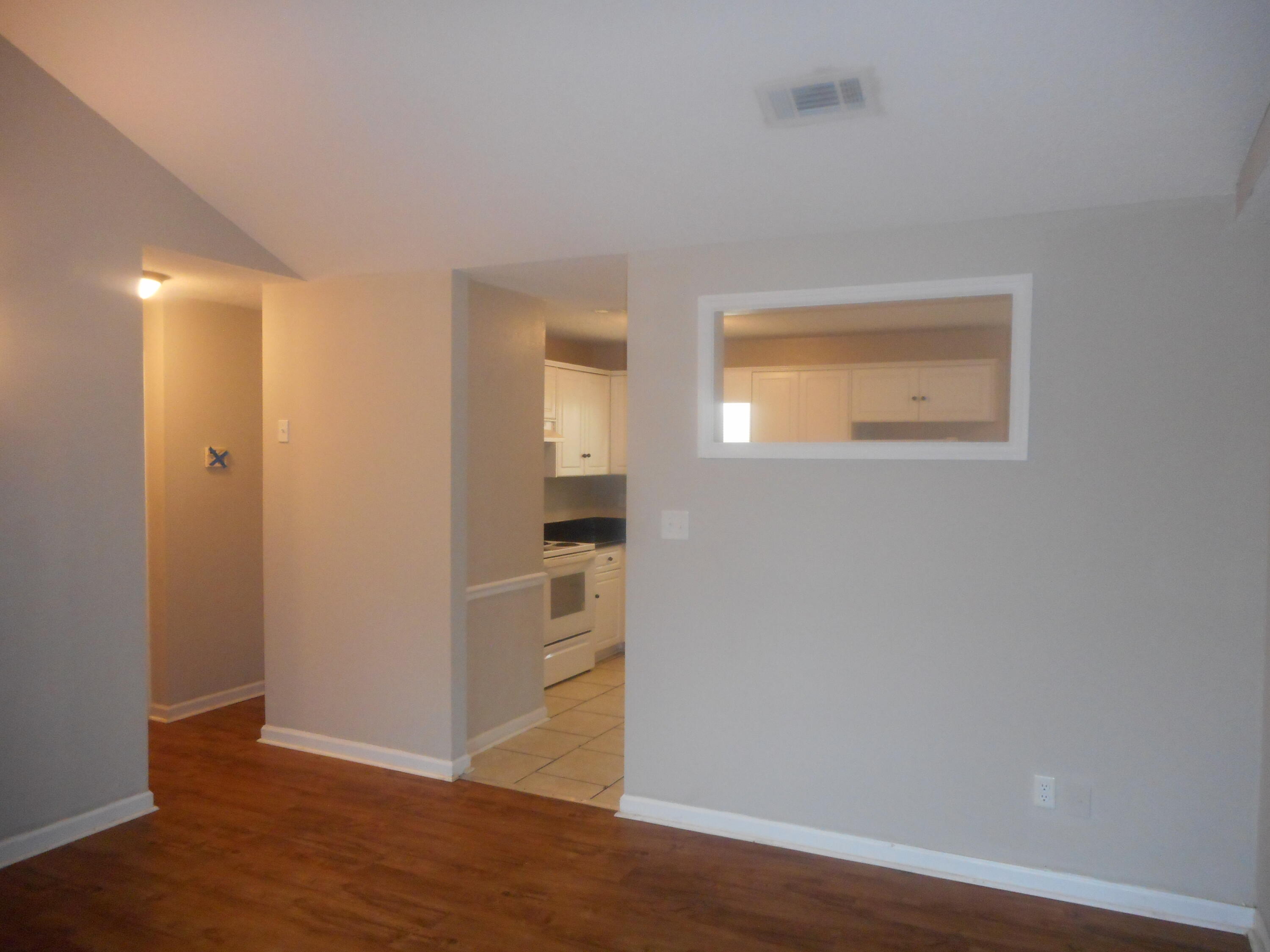 3502 Sidesaddle Court Hephzibah, GA 30815 - Photo 6 of 25 Pass through from living room to kitchen