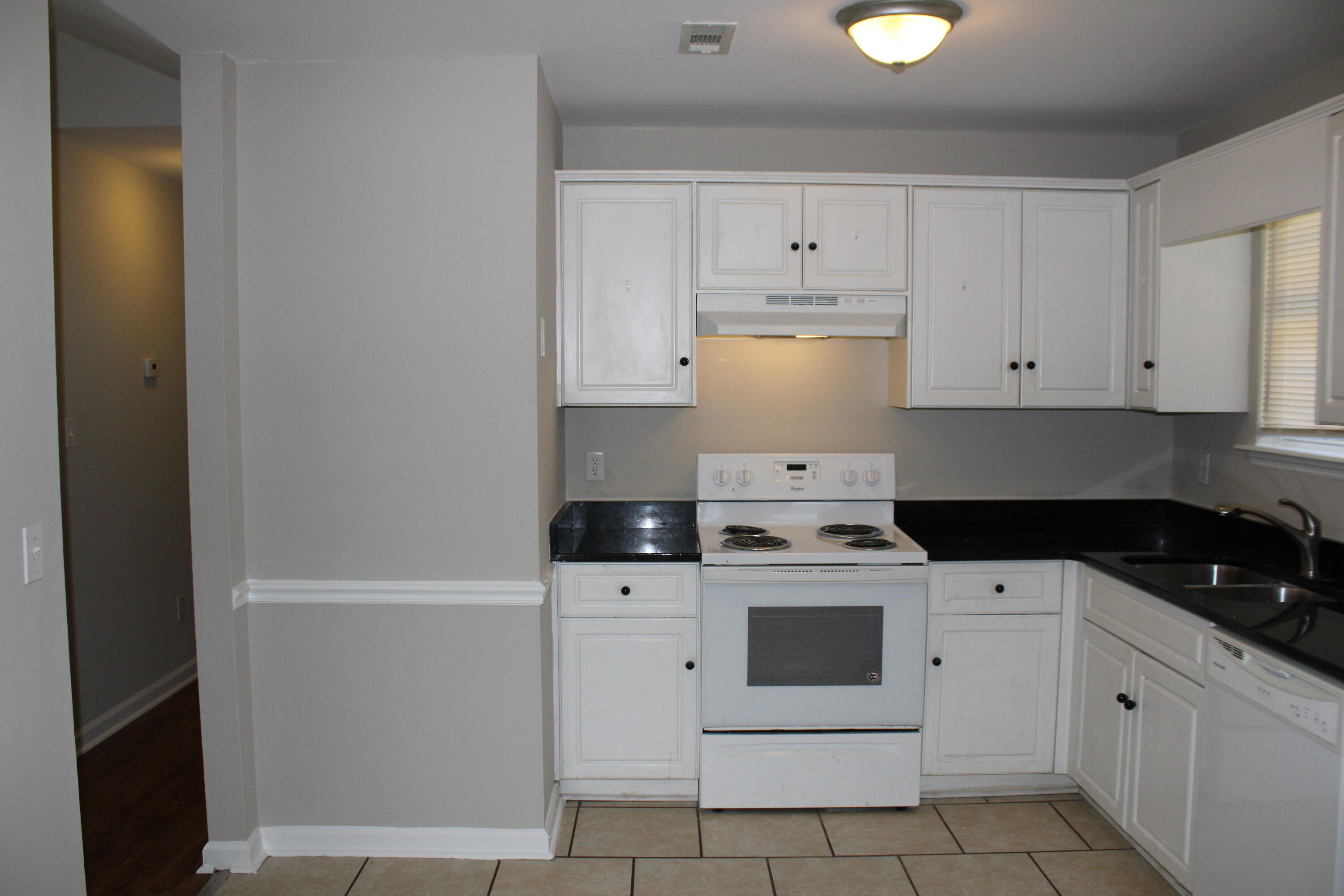 3502 Sidesaddle Court Hephzibah, GA 30815 - Photo 9 of 25 Electric range, dishwasher and refrigerator included.