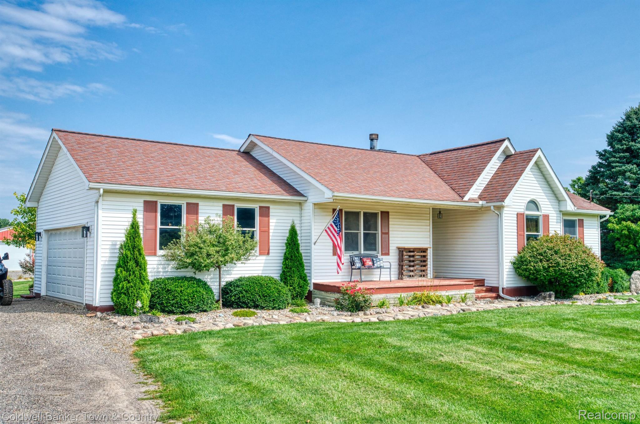5778 Lange Road Howell, MI 48843 - Photo 2 of 29 Gallery Image 2