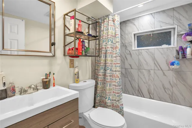 $625,000 | 1763 Berkshire Road, Merrick, NY 11566