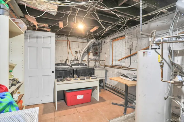 $625,000 | 1763 Berkshire Road, Merrick, NY 11566