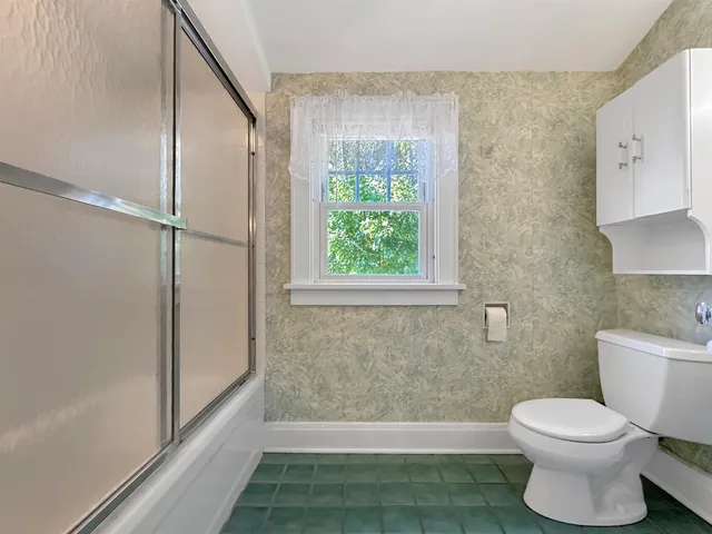 $189,900 | 217 1st Street, Menominee, MI 49858