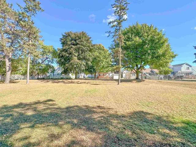 $189,900 | 217 1st Street, Menominee, MI 49858