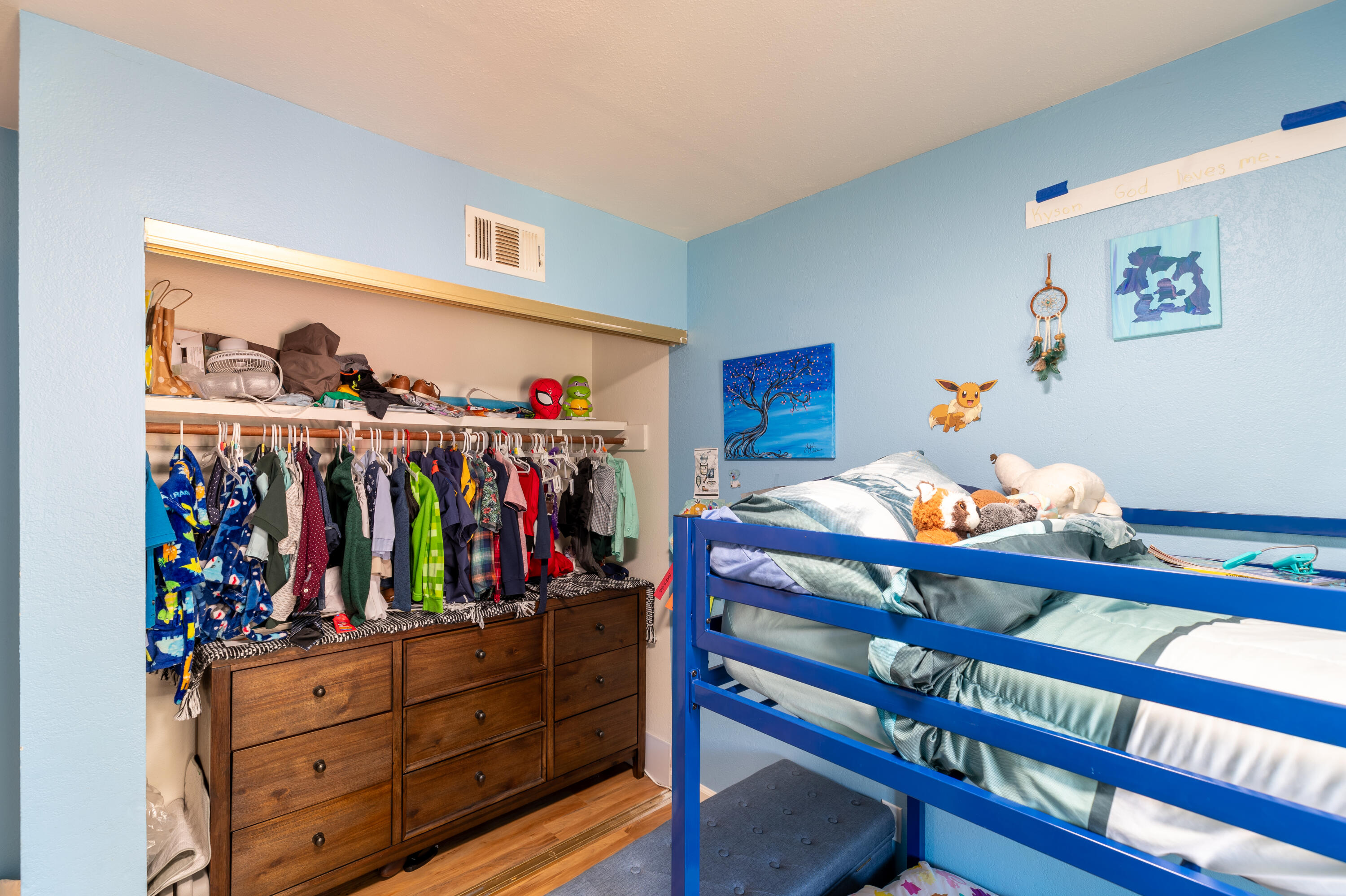 920 North M Place Lompoc, CA 93436 - Photo 21 of 25 a view of two chairs in a room