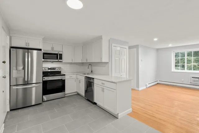 $364,900 | 15 Staples Avenue, Unit 31, Everett, MA 02149